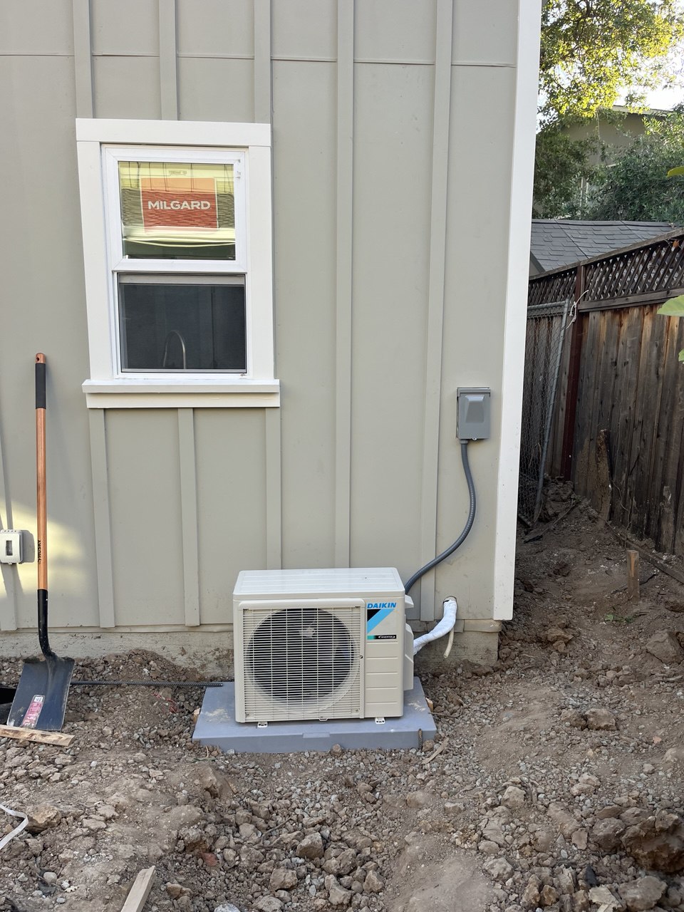 outer unit - split AC installation